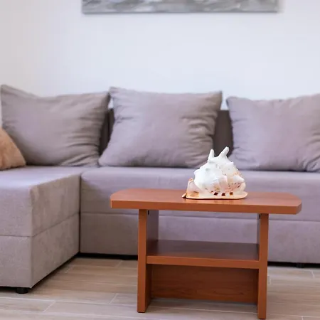 Apartment Deluxe Kovac With Terrace Baska (Krk)