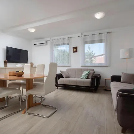 Apartment Deluxe Kovac With Terrace *
