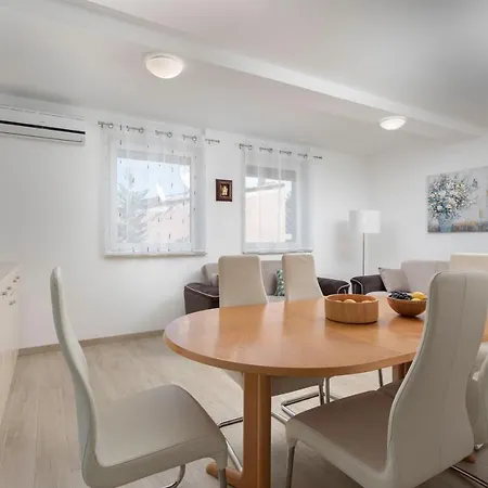 Deluxe Kovac With Terrace Lägenhet *