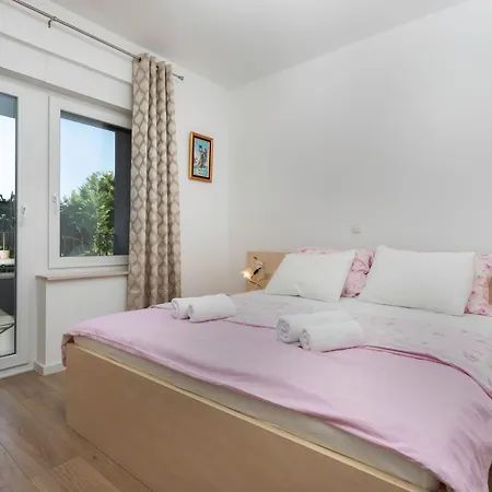 Lägenhet Deluxe Kovac With Terrace *