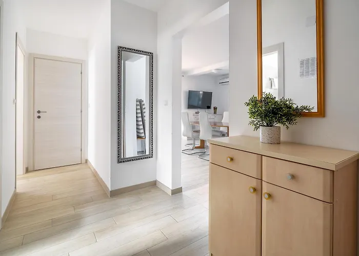 Deluxe Kovac With Terrace Baška