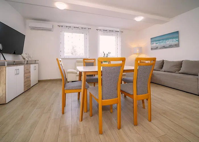 Deluxe Kovac With Terrace Apartament