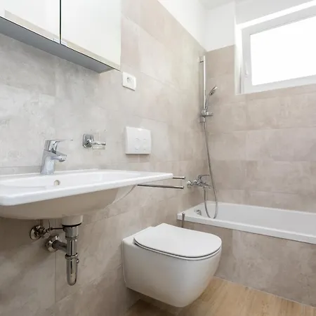 Deluxe Kovac With Terrace * Baška