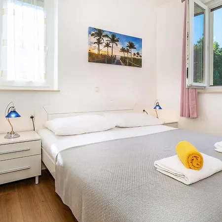 Appartement Deluxe Kovac With Terrace Baška