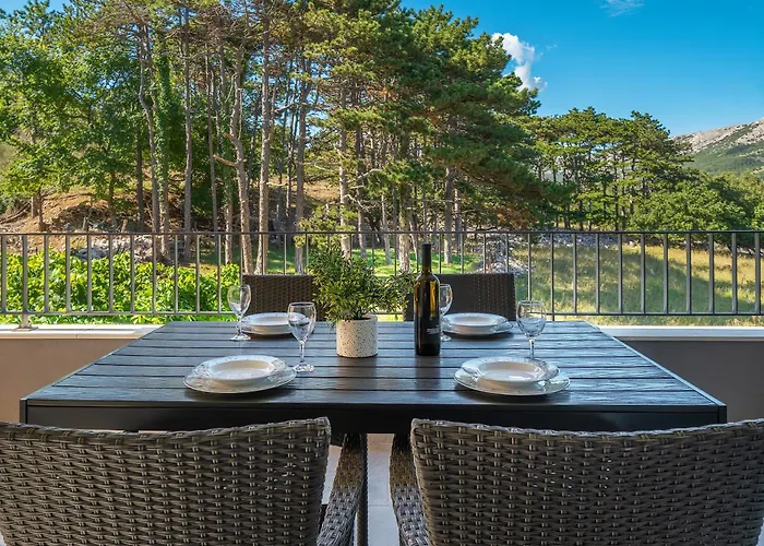 Deluxe Kovac With Terrace Apartman